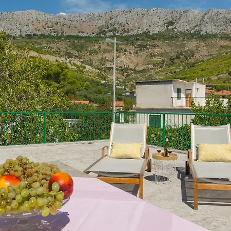 Apartament 2 Bedroom In Dugi Rat